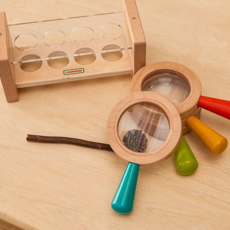 medinis-padidinimo-stiklas-masterkidz-2